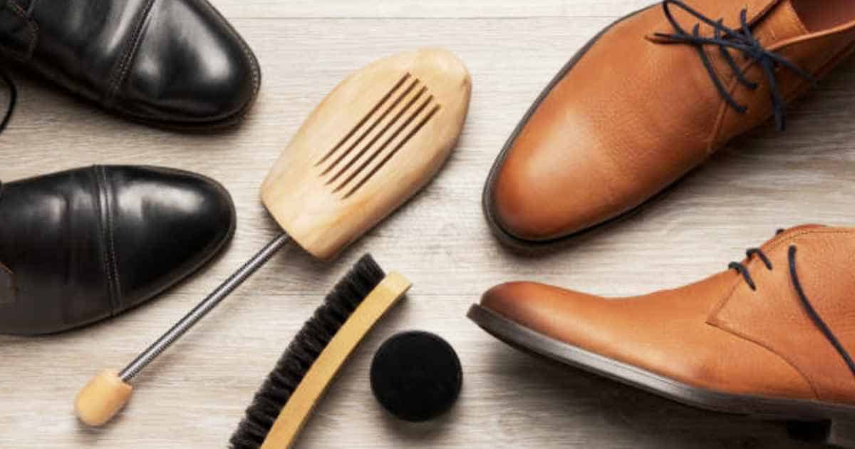 روشهای پاک کردن لکه واکس از کفش چرمی